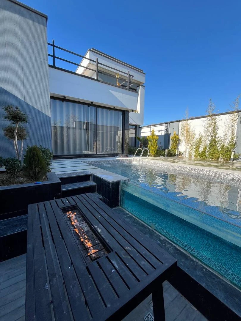 باغ ویلا سیلور | نوساز و مدرن با تضمین بومچه در سهیلیه